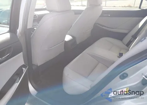 2016 Lexus Is 300 z USA, uszkodzony, nr VIN JTHCM1D20G5002300